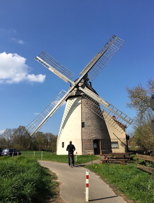 Windmühle in Minden am Weserradweg