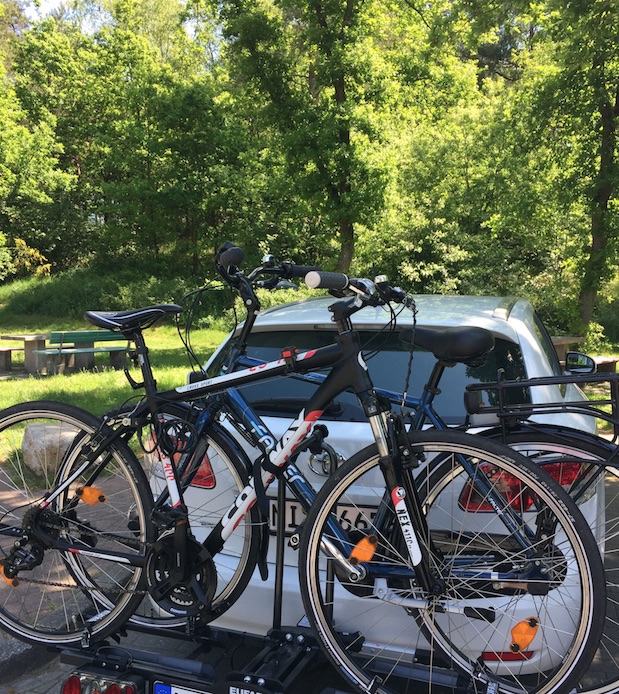 Fahrradträger für Anhängerkupplung für unsere erste Radreise