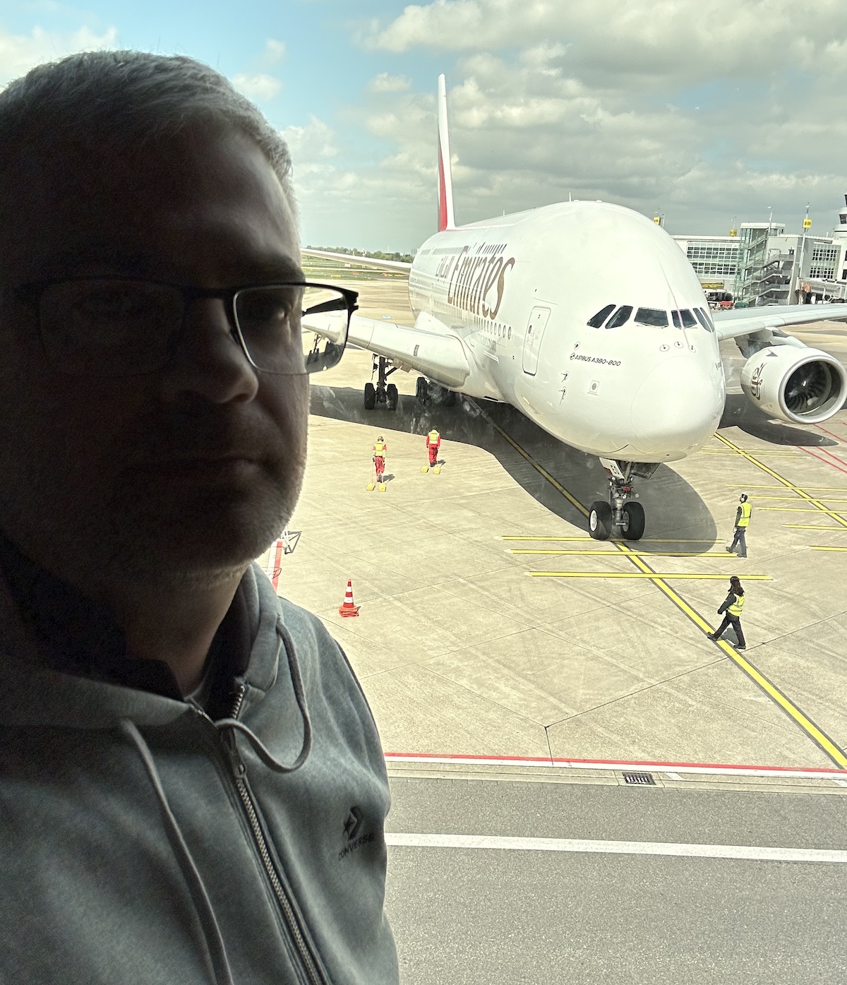 Mit dem Emirates Airbus A380 fliegen wir von Düsseldorf nach Dubai