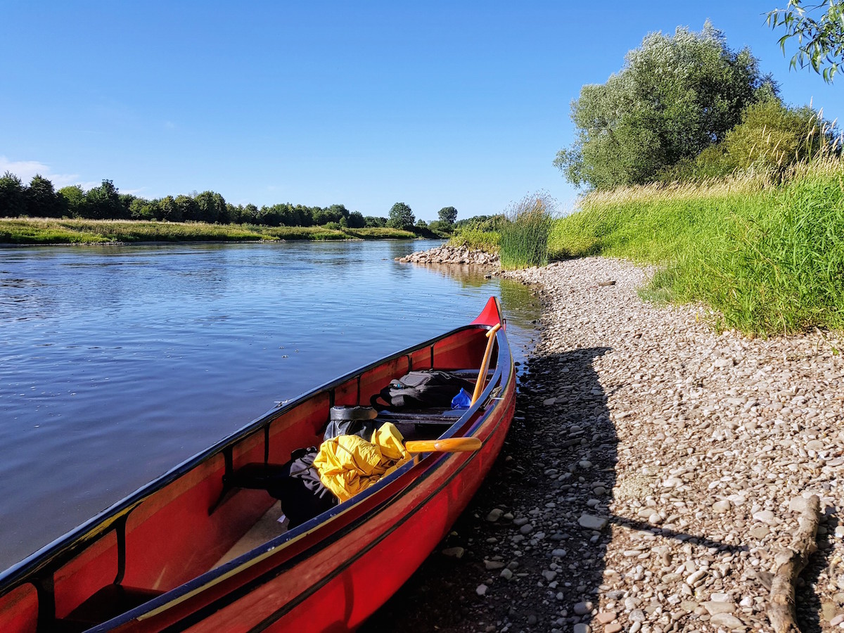 Paddeln auf der Weser: Badestopp