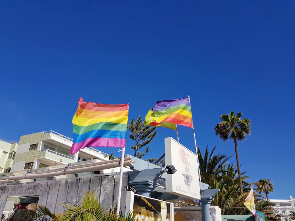 In Playa del Ingles gibt es viele Gay-Hotels für einen schwulen Urlaub