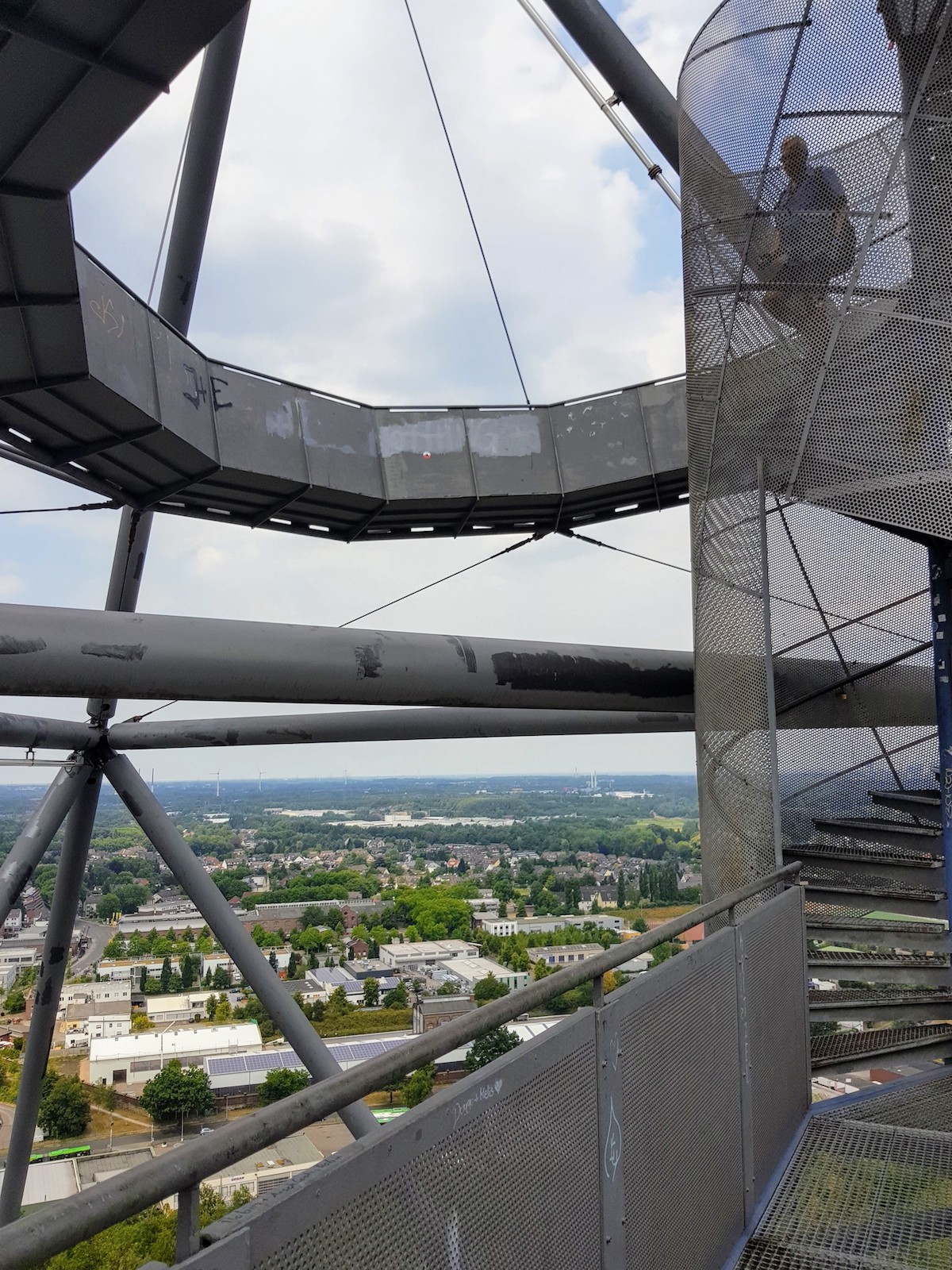 Tetraeder in Bottrop: Wendeltreppe zur obersten Aussichtsplattform