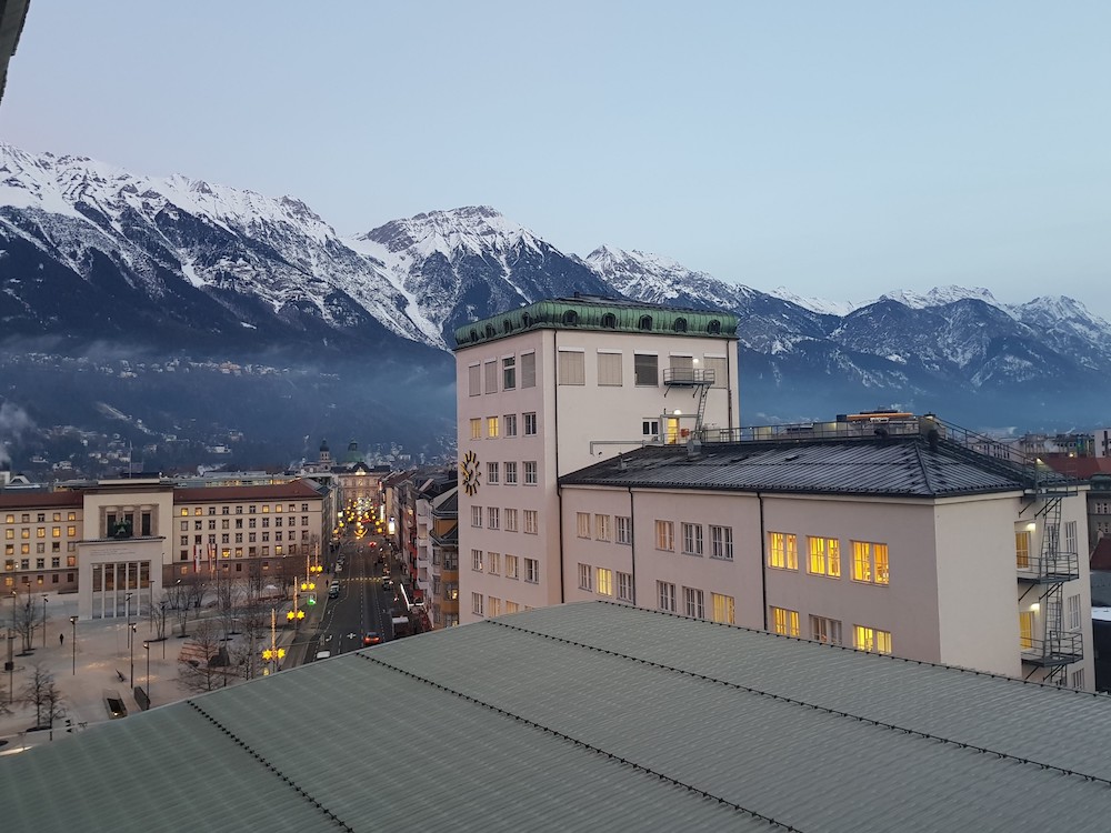 Herrlicher Ausblick über Innsbruck und die Berge