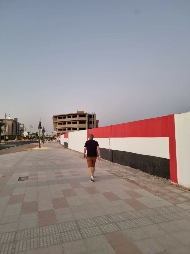 Straße in der Nähe unserer Unterkunft in Hurghada