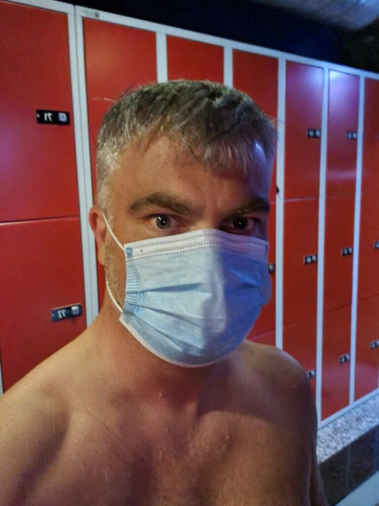 Phoenix Sauna Köln: Kondome und Mundschutz nicht vergessen!