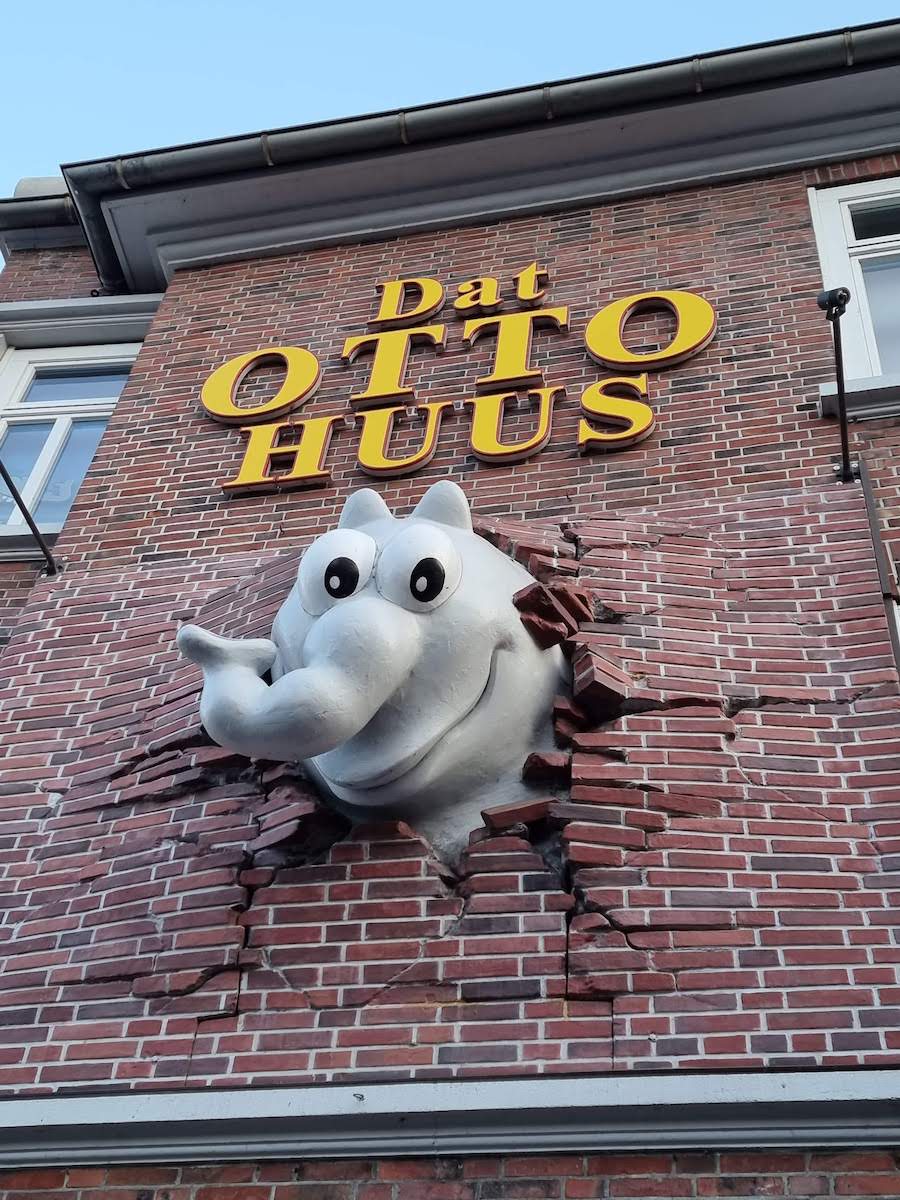 Ottifant am Otto-Haus