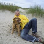 Unser vierbeiniger Freund am Strand