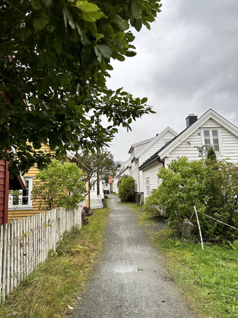 Nordfjordeid ist ein authentisches Dorf in Norwegen