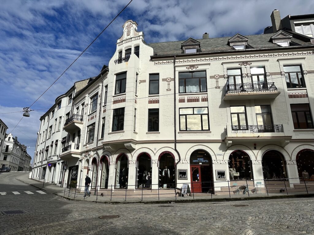 Jugendstil-Häuser im Stadtzentrum von Alesund