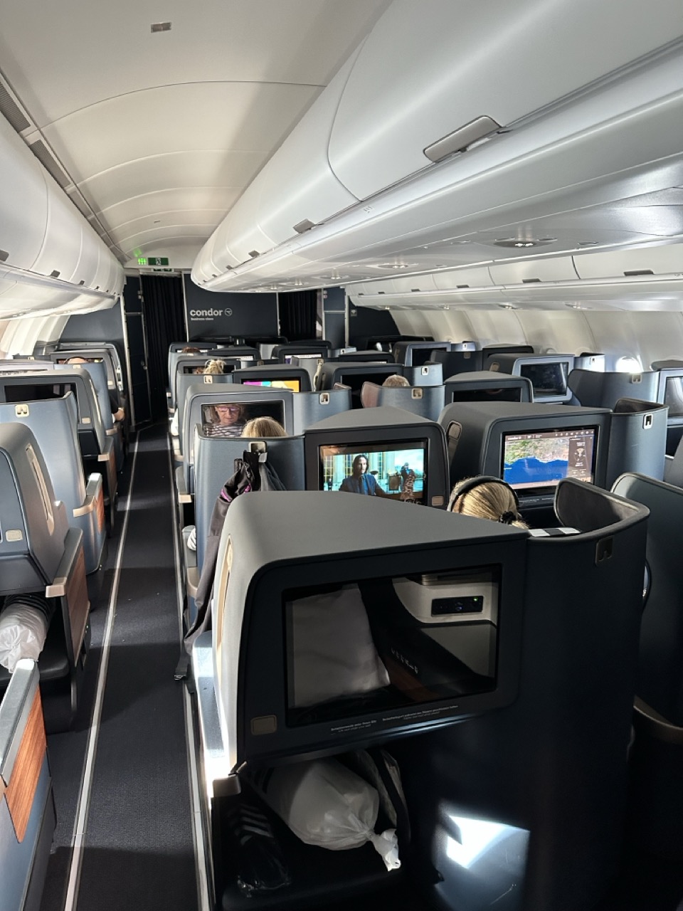 Condor Business Class Upgrade Lohnt sich der Aufpreis? Gay Reiseblog
