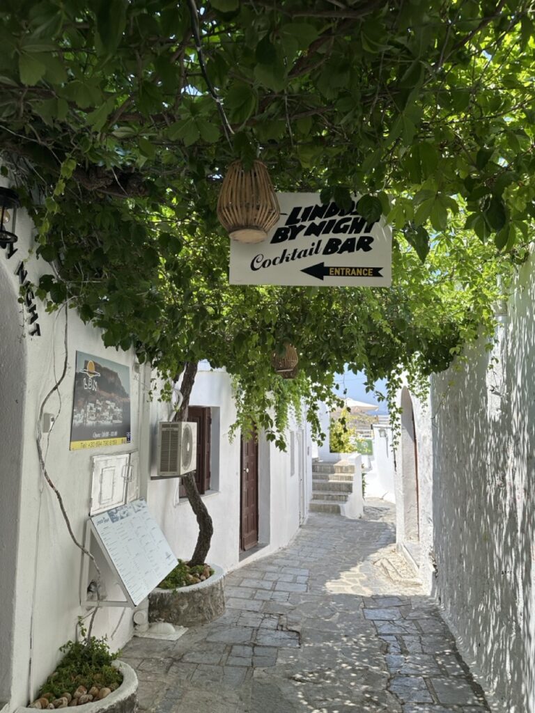 Schattiges Plätzchen in Lindos
